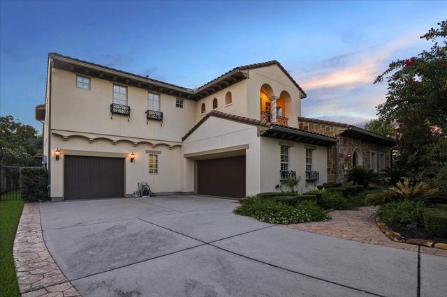 22 N Player Manor Circle, The Woodlands, TX 77382