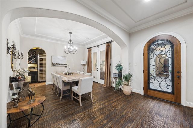22 N Player Manor Circle, The Woodlands, TX 77382