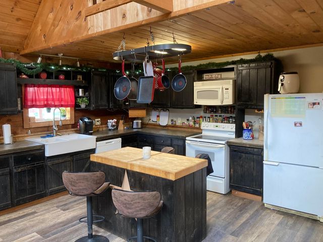 3165 Opossum Hollow Road, Newark, OH 43055