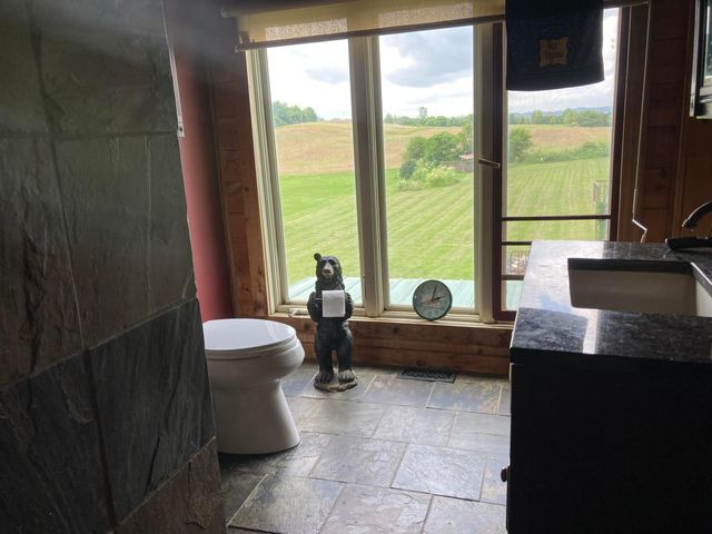 3165 Opossum Hollow Road, Newark, OH 43055