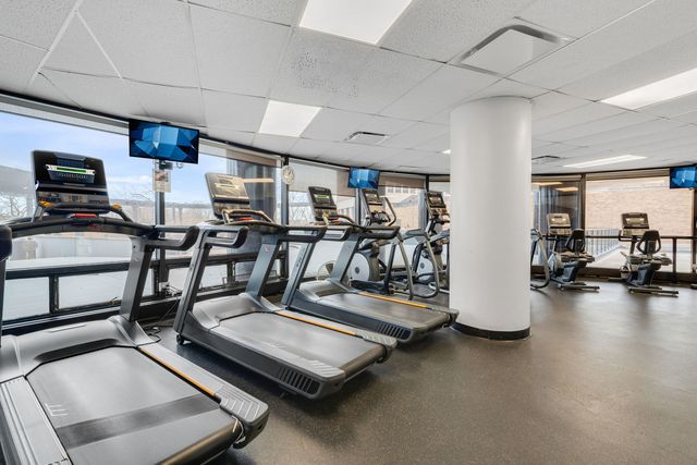 5415 N Sheridan Road 4010, Chicago, IL 60640