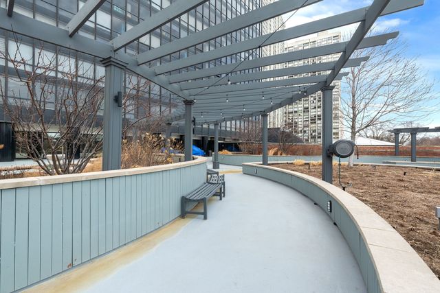 5415 N Sheridan Road 4010, Chicago, IL 60640