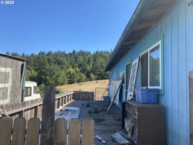 7555 SAWTELL Rd, Sheridan, OR 97378