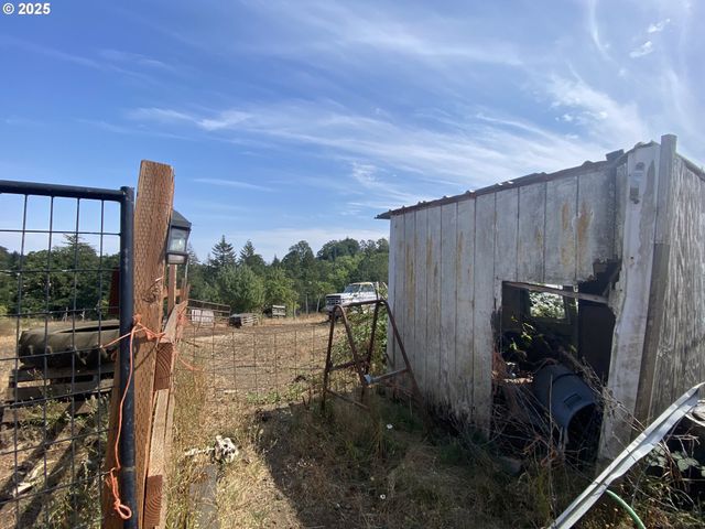 7555 SAWTELL Rd, Sheridan, OR 97378