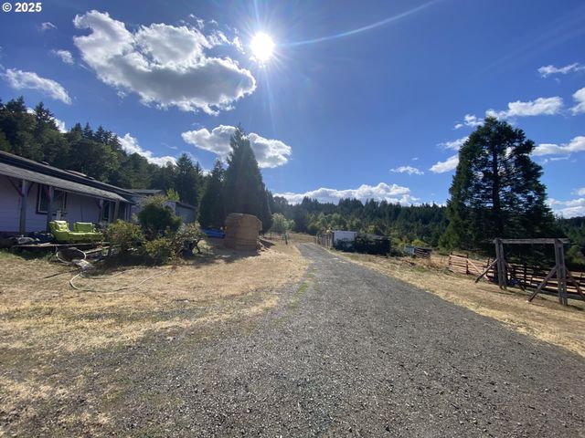 7555 SAWTELL Rd, Sheridan, OR 97378