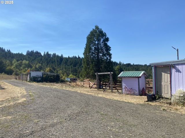 7555 SAWTELL Rd, Sheridan, OR 97378
