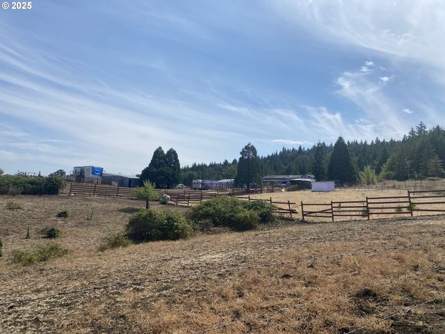 7555 SAWTELL Rd, Sheridan, OR 97378