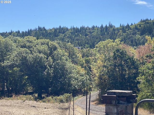 7555 SAWTELL Rd, Sheridan, OR 97378