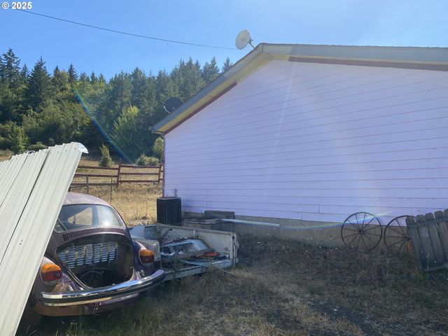 7555 SAWTELL Rd, Sheridan, OR 97378