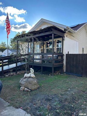 717 S 18TH Street, Herrin, IL 62948