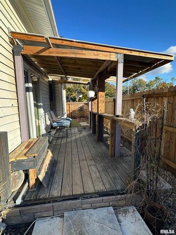 717 S 18TH Street, Herrin, IL 62948