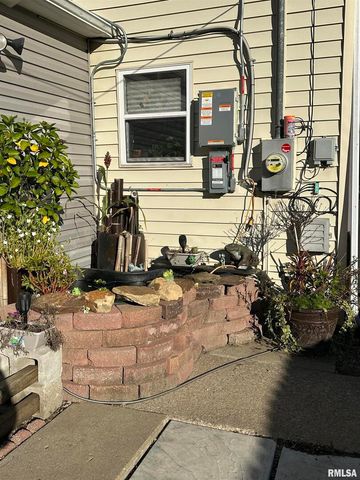 717 S 18TH Street, Herrin, IL 62948