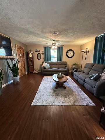 717 S 18TH Street, Herrin, IL 62948