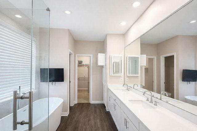 3227 Waters Way Drive, Sugar Land, TX 77478