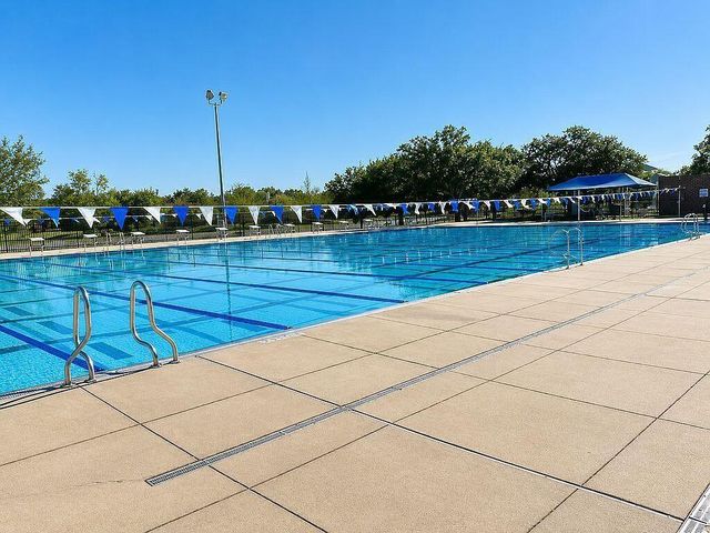 3227 Waters Way Drive, Sugar Land, TX 77478