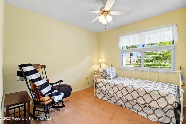 9470 Nakoma Way, Weeki Wachee, FL 34613