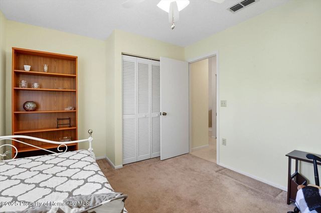 9470 Nakoma Way, Weeki Wachee, FL 34613