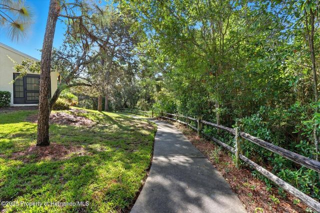 9470 Nakoma Way, Weeki Wachee, FL 34613