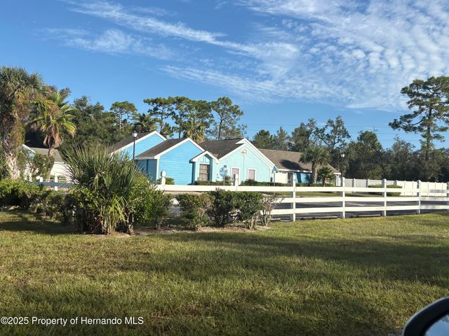 9470 Nakoma Way, Weeki Wachee, FL 34613