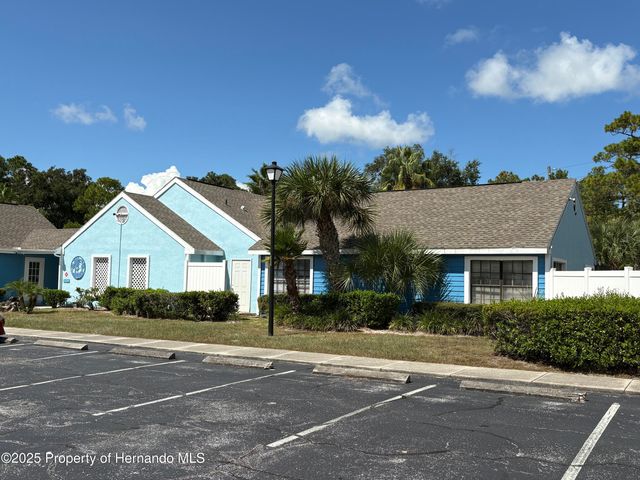 9470 Nakoma Way, Weeki Wachee, FL 34613