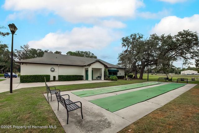 9470 Nakoma Way, Weeki Wachee, FL 34613