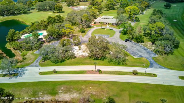 9470 Nakoma Way, Weeki Wachee, FL 34613