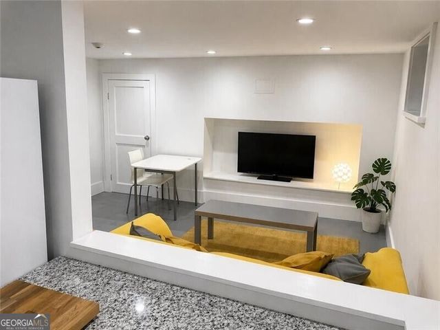 1163 University Drive NE, Atlanta, GA 30306