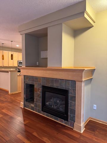 17713 96th Avenue N, Maple Grove, MN 55311
