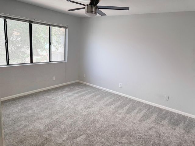 19820 N 13th Avenue 228, Phoenix, AZ 85027