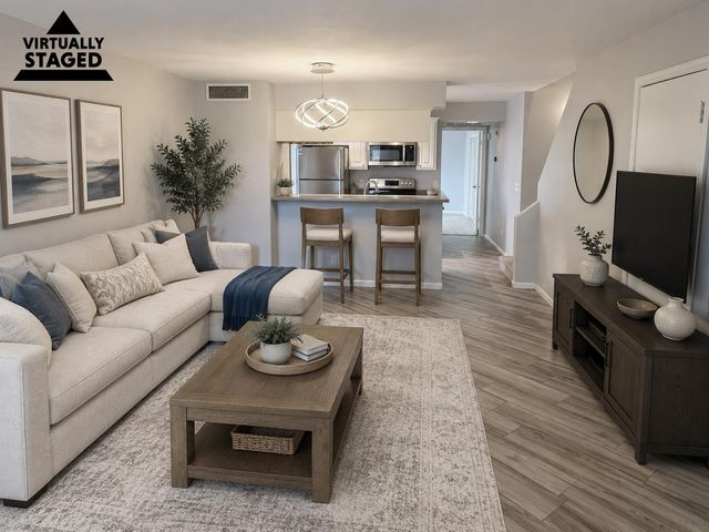 19820 N 13th Avenue 228, Phoenix, AZ 85027