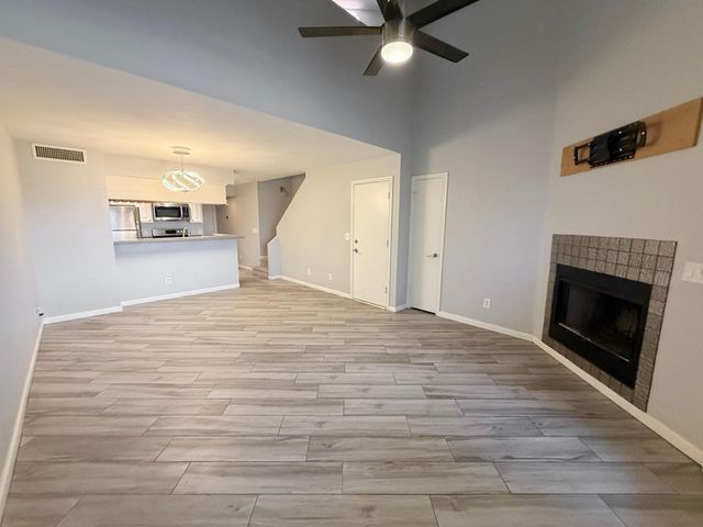 19820 N 13th Avenue 228, Phoenix, AZ 85027