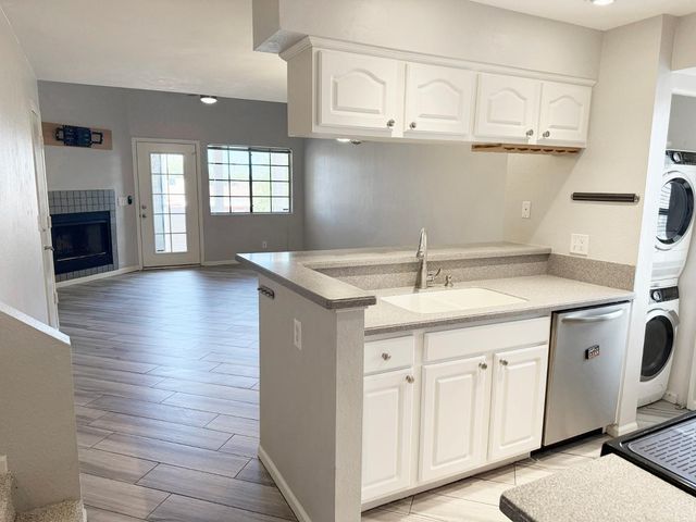 19820 N 13th Avenue 228, Phoenix, AZ 85027