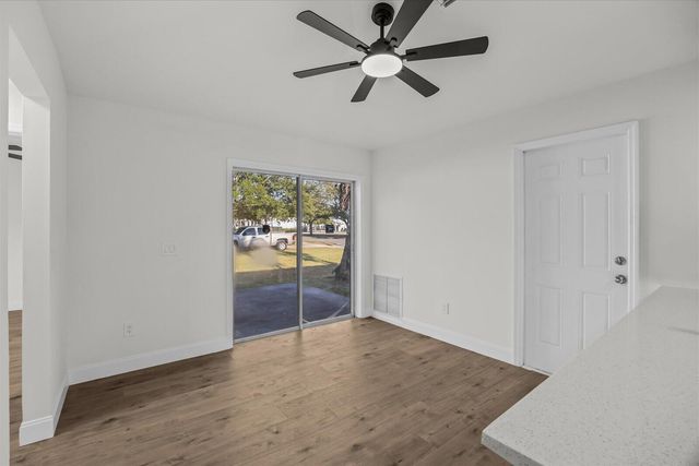 945 SE Forrest Park Drive, Stuart, FL 34994