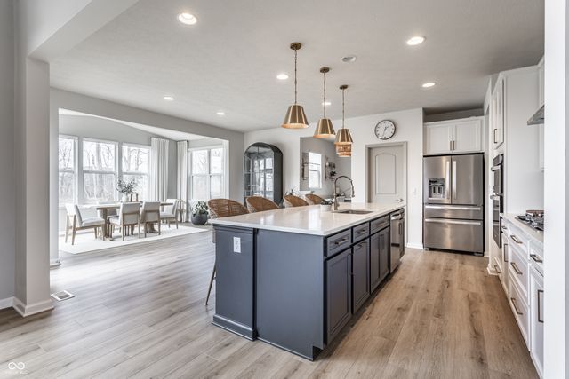 5574 Pecan Court, Noblesville, IN 46062