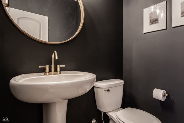 5574 Pecan Court, Noblesville, IN 46062