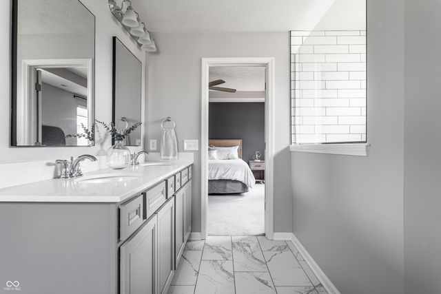 5574 Pecan Court, Noblesville, IN 46062