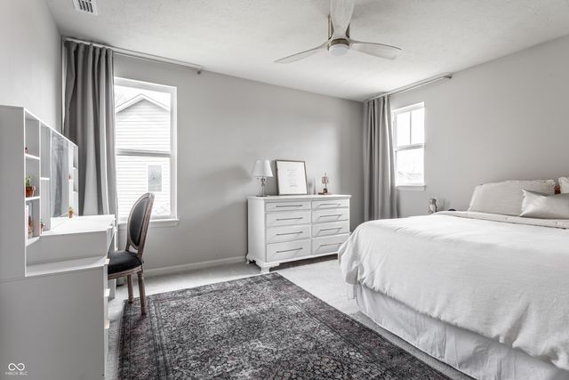 5574 Pecan Court, Noblesville, IN 46062