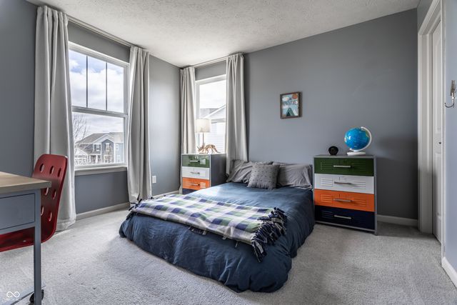 5574 Pecan Court, Noblesville, IN 46062