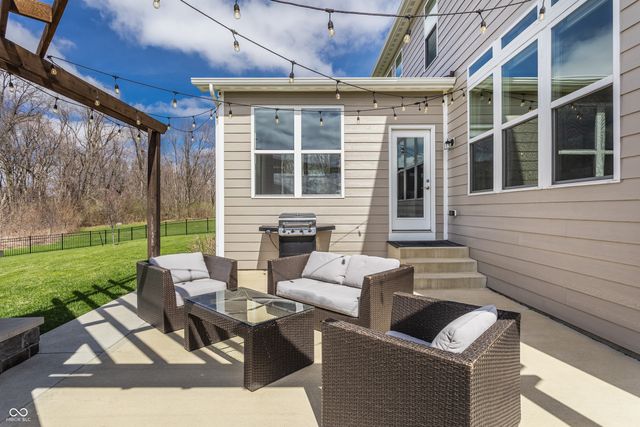 5574 Pecan Court, Noblesville, IN 46062