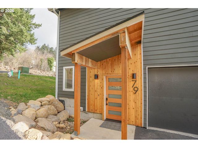 79 Nw LASHER Rd, Stevenson, WA 98648