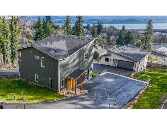 79 Nw LASHER Rd, Stevenson, WA 98648