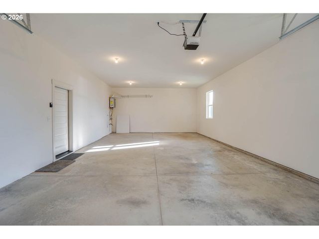 79 Nw LASHER Rd, Stevenson, WA 98648