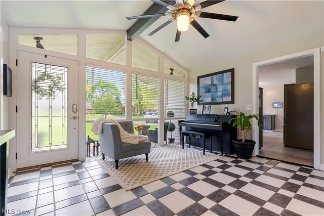 1331 Buena Vista Street NE, Canton, OH 44714