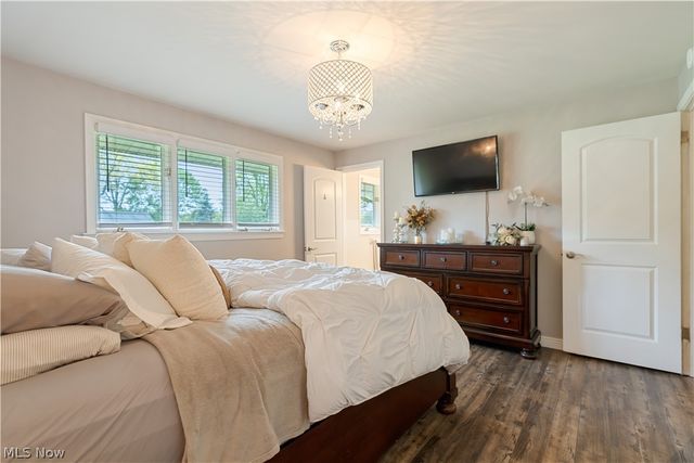 1331 Buena Vista Street NE, Canton, OH 44714