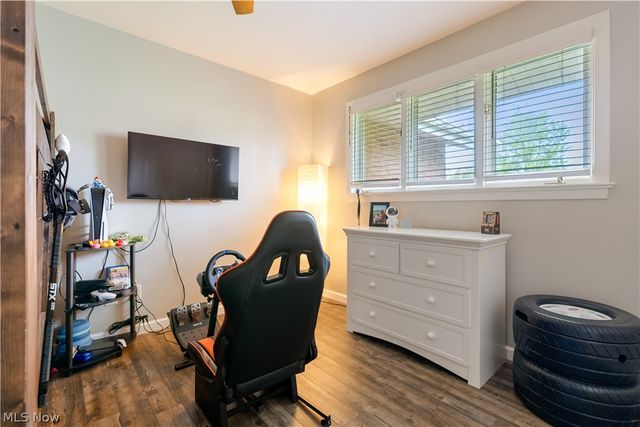 1331 Buena Vista Street NE, Canton, OH 44714