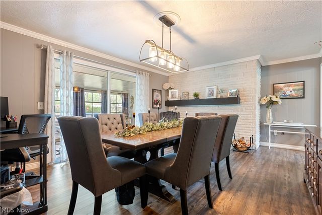 1331 Buena Vista Street NE, Canton, OH 44714