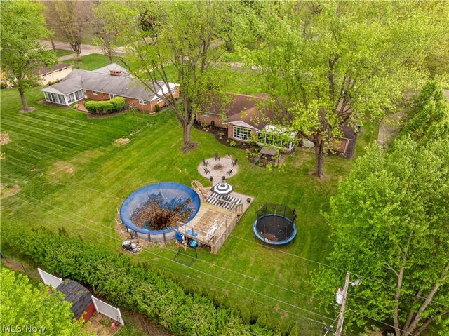 1331 Buena Vista Street NE, Canton, OH 44714