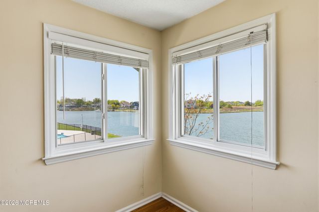 51 Valentine Street 6B, Monmouth Beach, NJ 07750