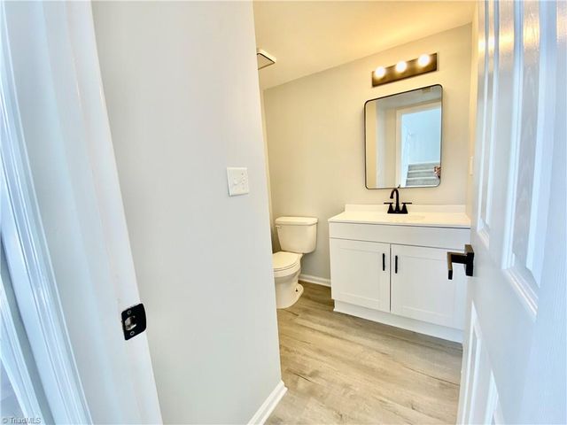 9428 White Cedar Court, Charlotte, NC 28213