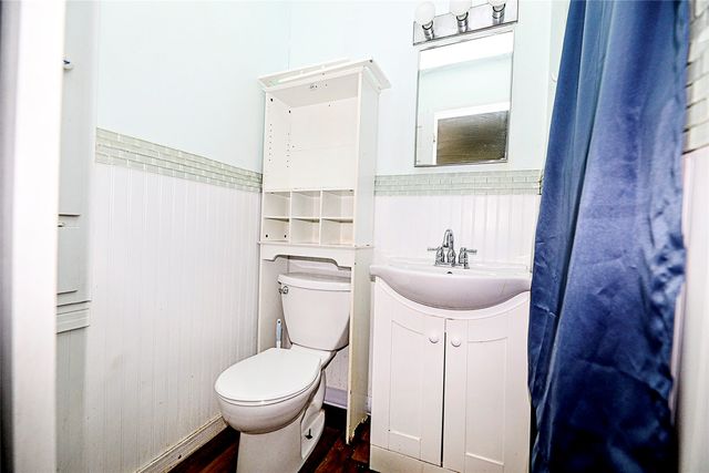 421 E Wilbarger Street, Bowie, TX 76230